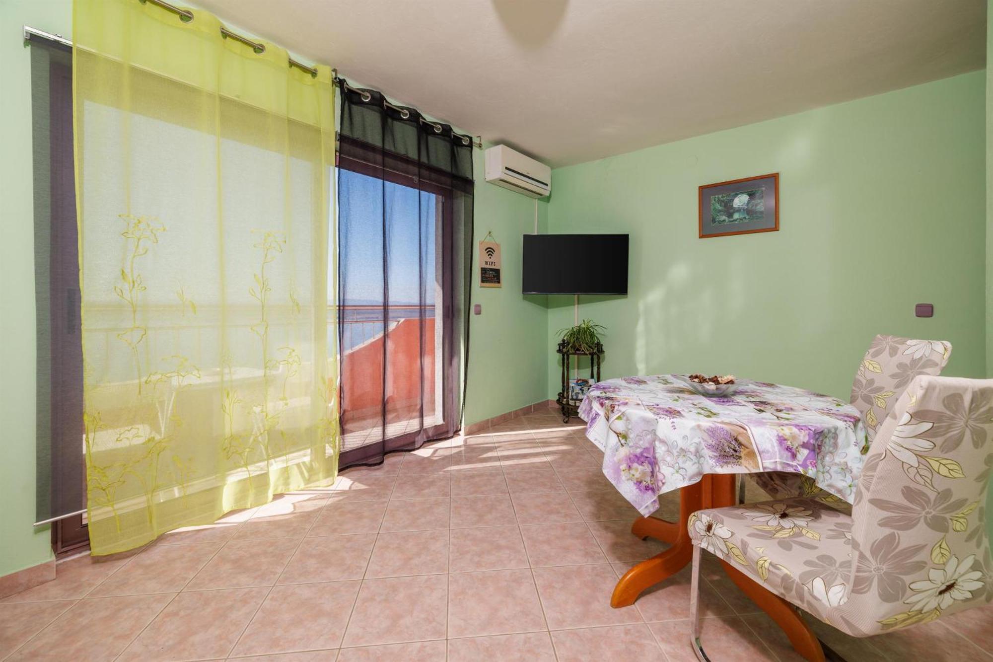 Djusi Apartment Dramalj