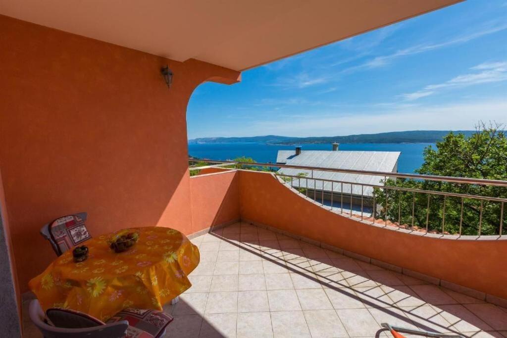 Djusi Apartament *